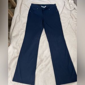 Athleta Bettona Classic pant